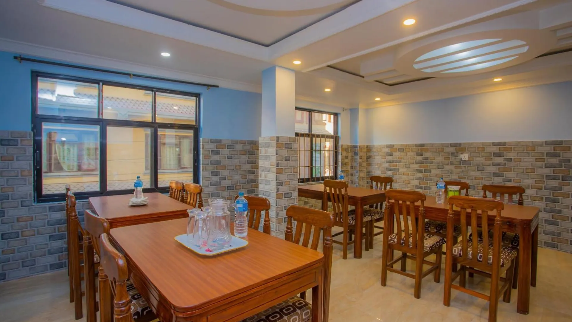 **  Oyo 273 Hotel Rara Palace Kathmandu Nepal